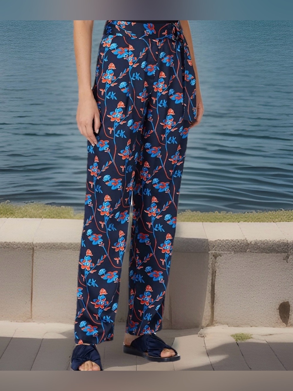 Thakoon X RTR NWOT Black Daisy Printed Pants Blue/Coral